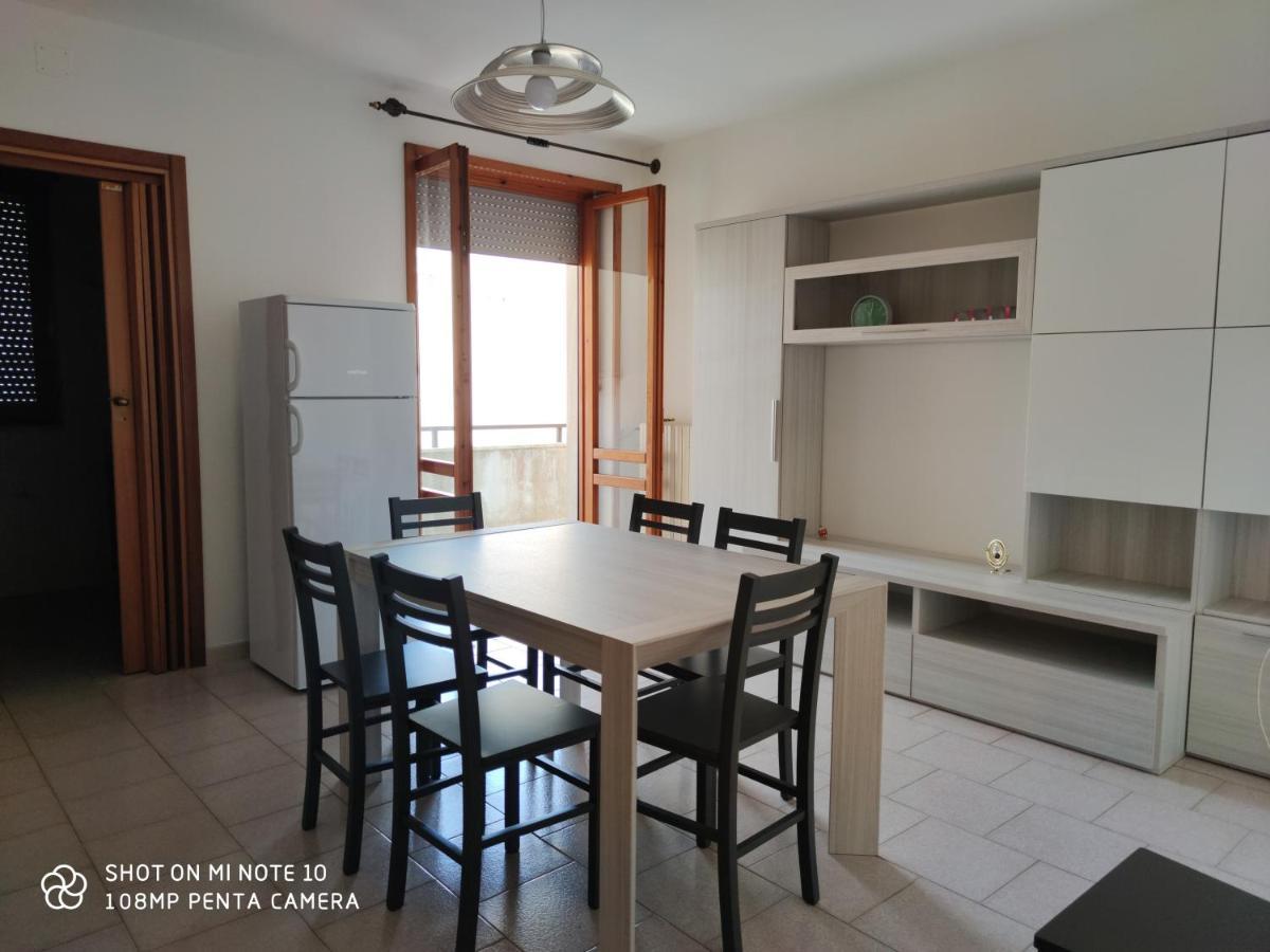 Casa Di Gigi- Comodo Appartamento In 加拉蒂纳 外观 照片