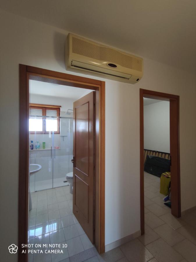 Casa Di Gigi- Comodo Appartamento In 加拉蒂纳 外观 照片
