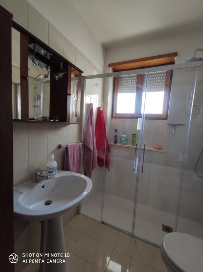 Casa Di Gigi- Comodo Appartamento In 加拉蒂纳 外观 照片