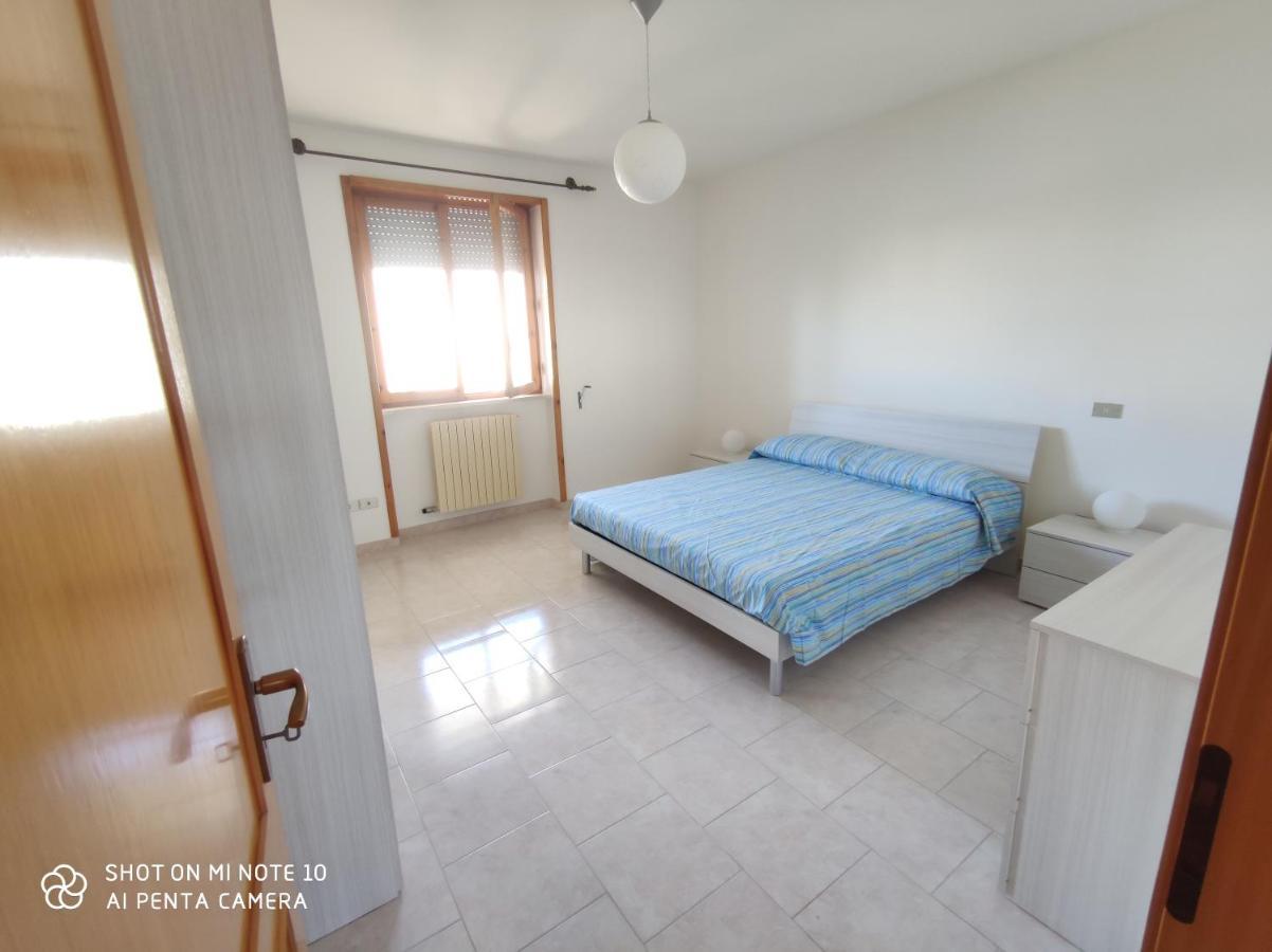 Casa Di Gigi- Comodo Appartamento In 加拉蒂纳 外观 照片